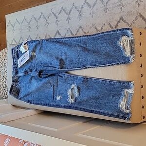 NWT Women's YMI Dream Collection Distressed Slim Straight Ankle Jeans, Sz 7/28